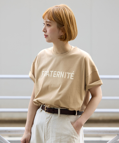 B.C STOCK(ベーセーストック)の「《追加》シンプルロゴTEE(Tシャツ/カットソー・レディース・ベージュ/チャコールグレー/ホワイト・FREE)」の21枚目の写真