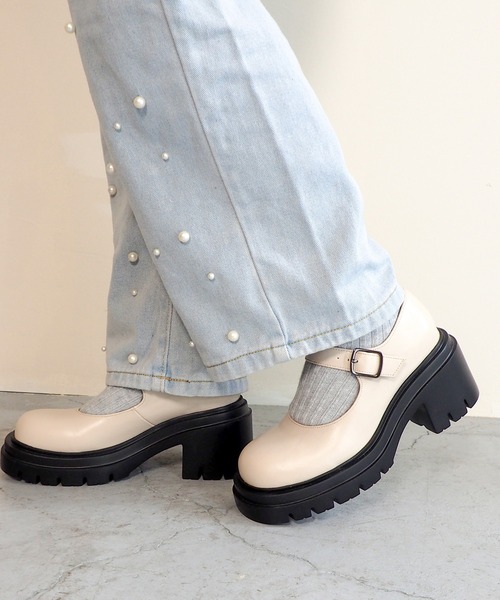 【セール】厚底ソールストラップパンプス 8490087（パンプス）｜byあしながおじさん（バイアシナガオジサン）