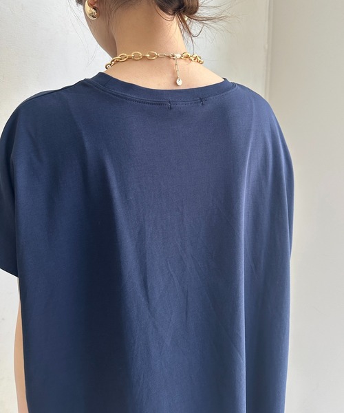 DouDou(ドゥドゥ)の「【WEB限定】ロゴミックスフロッキープリントTEE(Tシャツ/カットソー・レディース・ネイビー/オフホワイト/ブラック・FREE)」の18枚目の写真