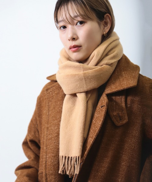 BEAMS（ビームス）の「ソリッド マフラー（マフラー・メンズ・ブラック/グレー/ベージュ・ONE SIZE）」の7枚目の写真