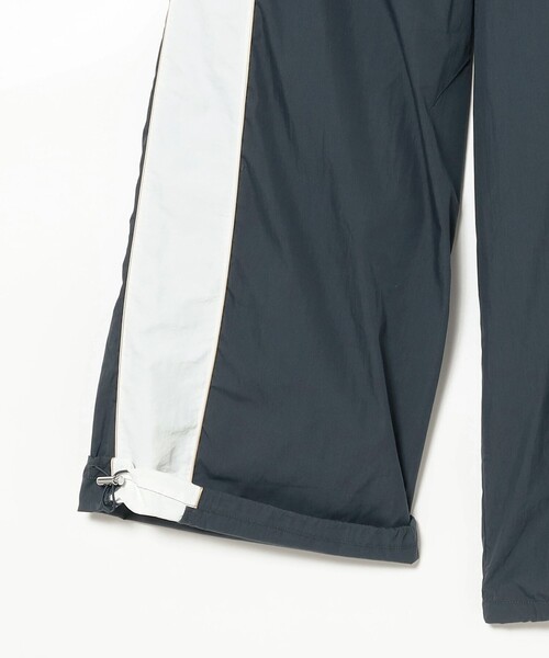 Ray BEAMS（レイビームス）の「パイピング トラック パンツ（その他パンツ・レディース・ネイビー/レッド・1/0）」の22枚目の写真