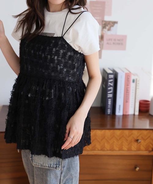 LAFFMO（ラフモ）の「フェザーチュールキャミ（キャミソール・レディース・オフホワイト/ブラック・F）」の8枚目の写真