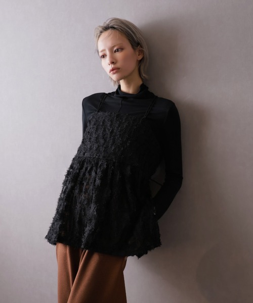 LAFFMO（ラフモ）の「フェザーチュールキャミ（キャミソール・レディース・オフホワイト/ブラック・F）」の19枚目の写真