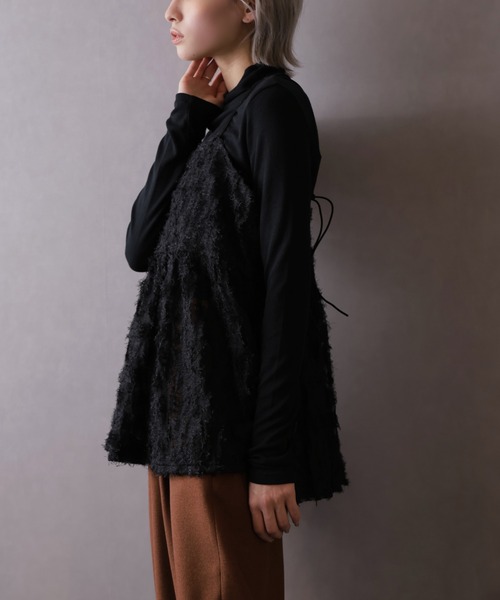 LAFFMO（ラフモ）の「フェザーチュールキャミ（キャミソール・レディース・オフホワイト/ブラック・F）」の21枚目の写真