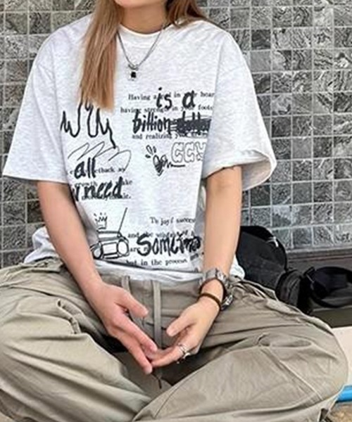 LYEON(リヨン)の「【ユニセックス】ペイントロゴビッグTシャツ(Tシャツ/カットソー・レディース・グレー/ブラック・FREE)」の5枚目の写真