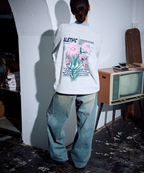 PBLIM(ページボーイリム)の「《UNISEX》アートフラワースウェット(スウェット・レディース・杢グレー/ピンク/ブラウン/ネイビー/オートミール/ブラック・LARGE/MEDIUM)」の12枚目の写真