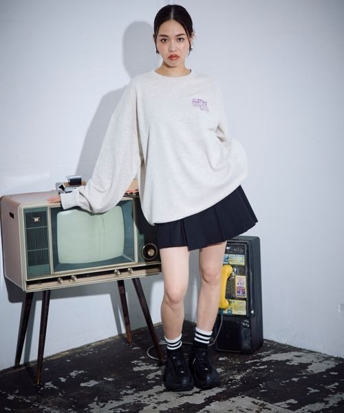 PBLIM(ページボーイリム)の「《UNISEX》アートフラワースウェット(スウェット・レディース・杢グレー/ピンク/ブラウン/ネイビー/オートミール/ブラック・LARGE/MEDIUM)」の17枚目の写真