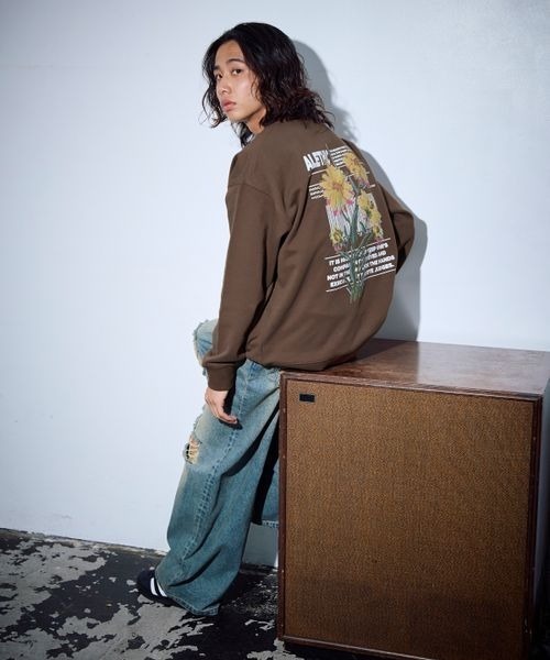 PBLIM(ページボーイリム)の「《UNISEX》アートフラワースウェット(スウェット・レディース・杢グレー/ピンク/ブラウン/ネイビー/オートミール/ブラック・LARGE/MEDIUM)」の14枚目の写真