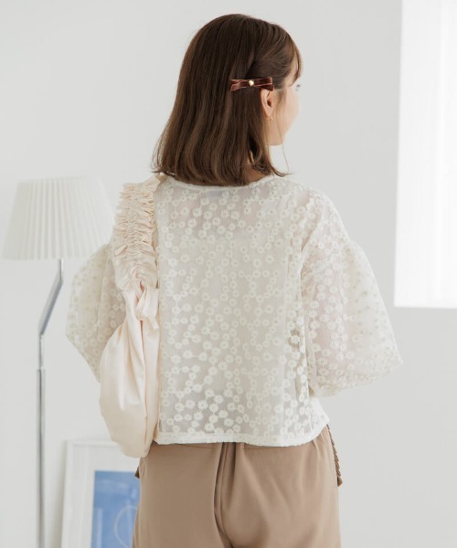 flower（フラワー）の「クリアネスブルームトップ（シャツ/ブラウス・レディース・アイボリー/ピンク・FREE）」の7枚目の写真