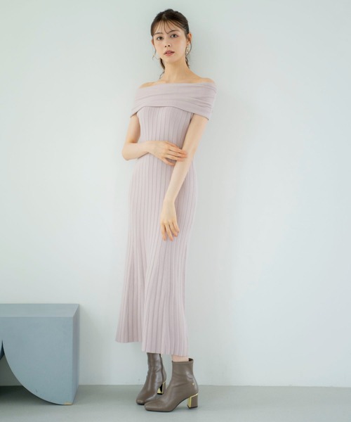 NOELA(ノエラ)の「バーサカラーニットワンピース(ワンピース・レディース・グレー/ピンク/ブラック・フリー)」の17枚目の写真