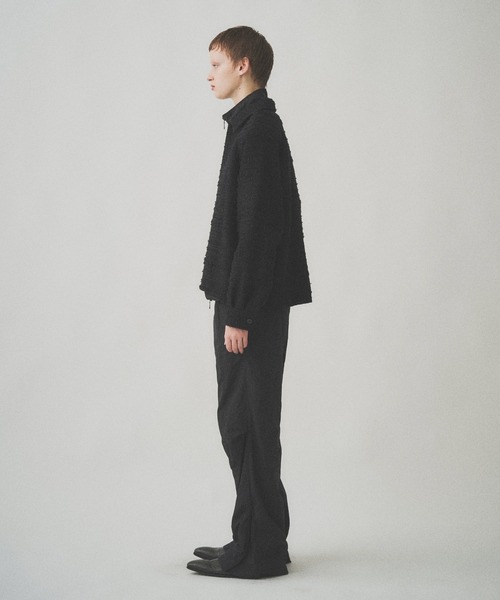 Juha(ユハ)の「RIBBON BORDER SHORT JACKET(ブルゾン・メンズ・ベージュ/ブラック・3/4)」の11枚目の写真