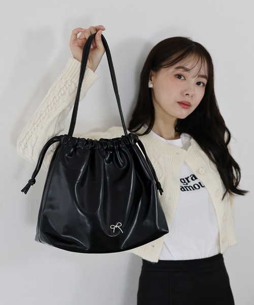 BLUEEAST（ブルーイースト）の「リボン巾着トートバッグ（トートバッグ・レディース・ブラック/シルバー・FREE）」の8枚目の写真