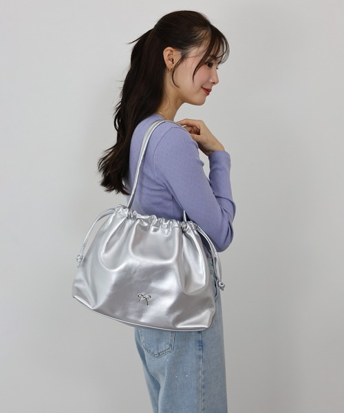 BLUEEAST（ブルーイースト）の「リボン巾着トートバッグ（トートバッグ・レディース・ブラック/シルバー・FREE）」の12枚目の写真