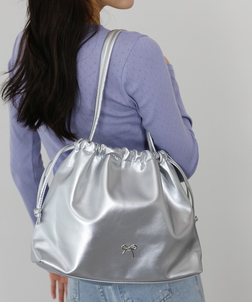 BLUEEAST（ブルーイースト）の「リボン巾着トートバッグ（トートバッグ・レディース・ブラック/シルバー・FREE）」の10枚目の写真