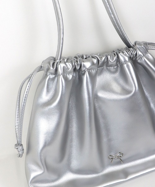 BLUEEAST（ブルーイースト）の「リボン巾着トートバッグ（トートバッグ・レディース・ブラック/シルバー・FREE）」の15枚目の写真