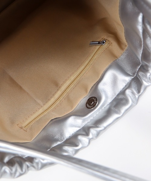 BLUEEAST（ブルーイースト）の「リボン巾着トートバッグ（トートバッグ・レディース・ブラック/シルバー・FREE）」の6枚目の写真