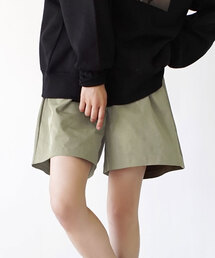 MIMIMEMETE（ミミメメット）の「タックデザイン ショートパンツ（その他パンツ）」