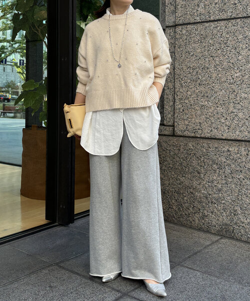 DouDou(ドゥドゥ)の「【WEB限定】ビジューニット(ニット/セーター・レディース・ブラック/チャコールグレー/オフホワイト・FREE)」の4枚目の写真