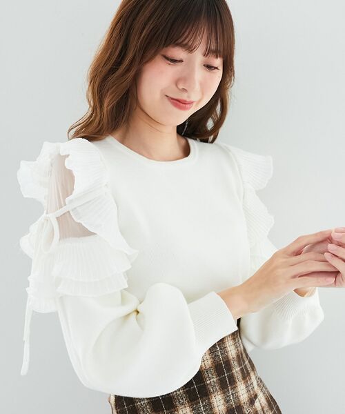 MAJESTIC LEGON（マジェスティックレゴン）の「プリーツフリルニット（ニット/セーター・レディース・アイボリー/ピンクベージュ/ブラック/ラベンダー・MEDIUM）」の10枚目の写真