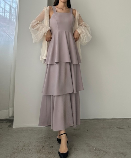 Louere（ルエレ）の「【薄くて軽いジョーゼット生地】フリルティアードキャミワンピース【一部ペチスカートSET】[高身長サイズMT/低身長サイズS有り]（ワンピース・レディース・ライトベージュ/ブラック/ラベンダー/ネイビー/チャコール・X-LARGE/LARGE/MEDIUM/SMALL/MT）」の5枚目の写真