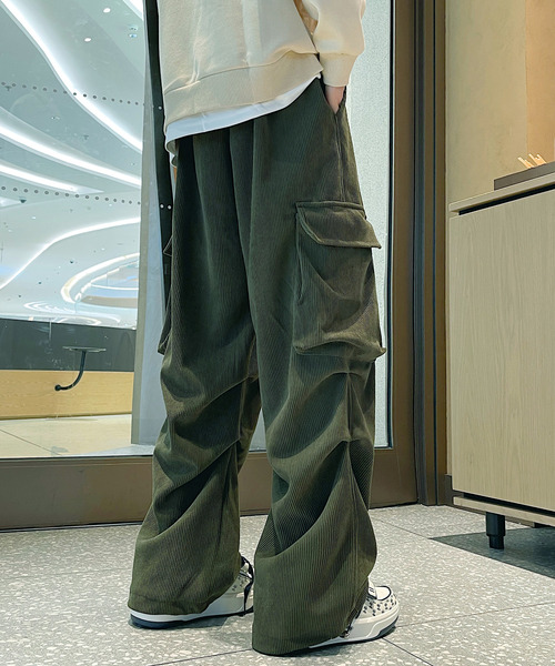 neos（ネオス）の「【neos】ルーズシルエット サイド シャーリング コーデュロイ カーゴパンツ（カーゴパンツ・メンズ・ワインレッド/カーキ/ブラック/ベージュ/チャコールグレー・MEDIUM/LARGE/X-LARGE）」の10枚目の写真