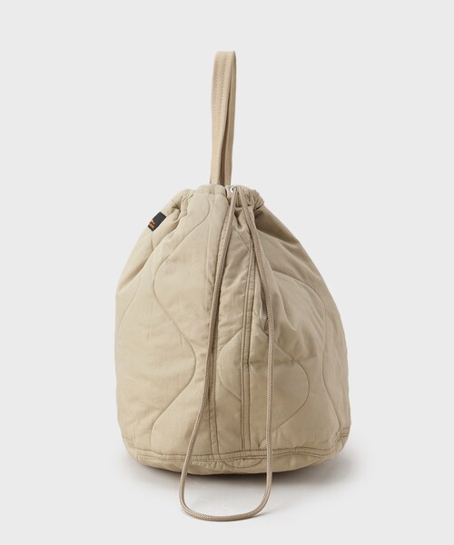 napron（ナプロン）の「【NAPRON】QUILTING PATIENTS BAG（ハンドバッグ・メンズ・グリーン系/レッド系/ライトベージュ・00）」の14枚目の写真