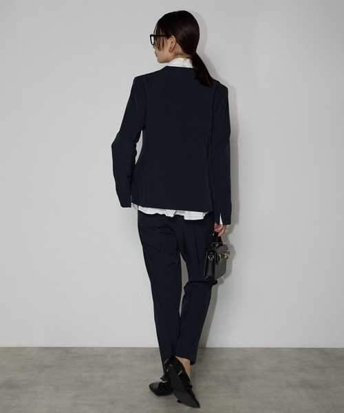 RIRIYANO（リリヤーノ）の「＜洗える>単品ストレッチテーパードパンツ（スーツパンツ・レディース・ブラック/チャコールグレー/ネイビー・11号/9号/13号/17号/19号/7号/15号）」の4枚目の写真