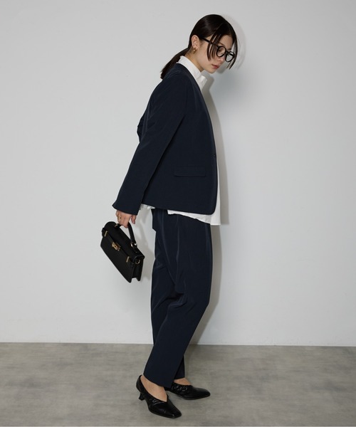 RIRIYANO（リリヤーノ）の「＜洗える>単品ストレッチテーパードパンツ（スーツパンツ・レディース・ブラック/チャコールグレー/ネイビー・11号/9号/13号/17号/19号/7号/15号）」の6枚目の写真