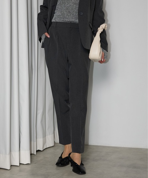 RIRIYANO（リリヤーノ）の「＜洗える>単品ストレッチテーパードパンツ（スーツパンツ・レディース・ブラック/チャコールグレー/ネイビー・11号/9号/13号/17号/19号/7号/15号）」の8枚目の写真
