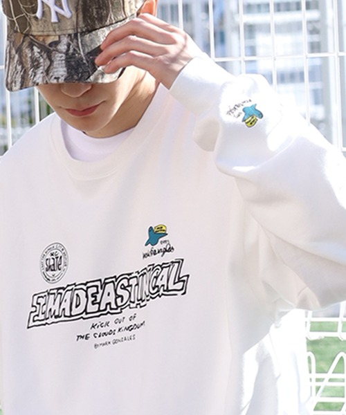 Mark Gonzales(マーク・ゴンザレス)の「【Mark Gonzales/マーク ゴンザレス】裏起毛 アートワークデザイン オーバーサイズ クルースウェット(スウェット・メンズ・ホワイト系1/ホワイト系2/ホワイト系3/ホワイト系4/ホワイト系5/ブラック系1/ブラック系2/ブラック系3/ブラック系4/ブラック系5/グレー系1/グレー系2/グレー系3/グレー系4/グレー系5・XL/M/L)」の4枚目の写真