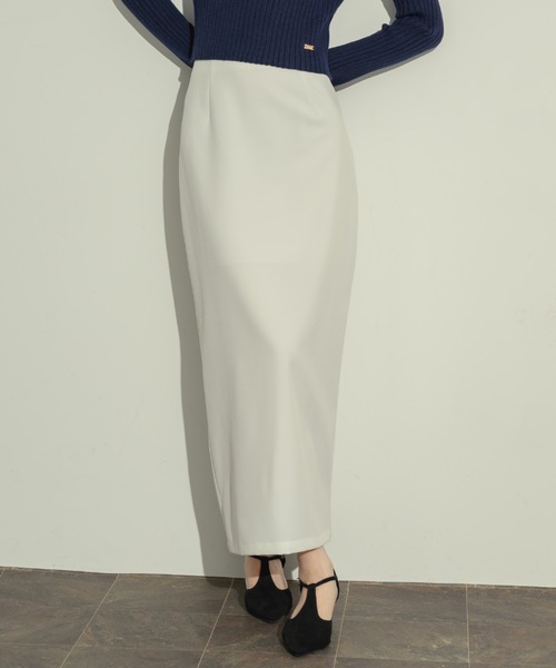 NEUNA(ヌナ)の「【お客様の声をもとにリニューアルして新登場!!】センターシームローヒールパンプス(パンプス・レディース・アイボリー/ブラック・SMALL/MEDIUM/LARGE)」の17枚目の写真