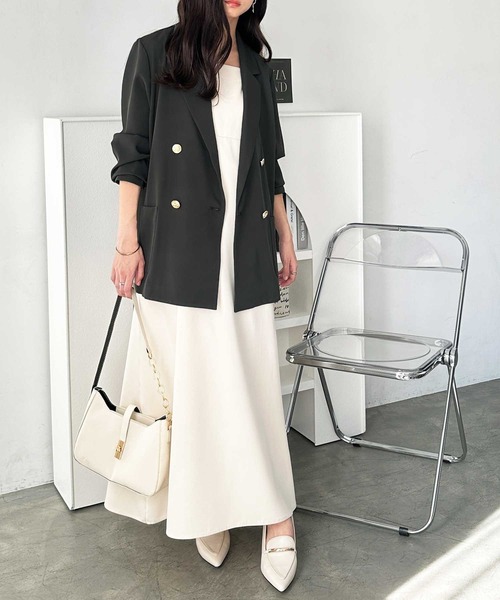 GeeRA(ジーラ)の「金ボタンダブルテーラードジャケット(テーラードジャケット・レディース・ネイビー/チャコール・LARGE/X-LARGE/MEDIUM)」の11枚目の写真