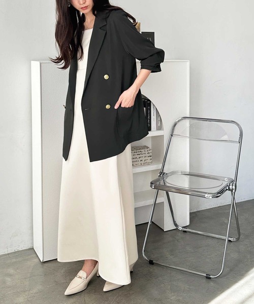 GeeRA(ジーラ)の「金ボタンダブルテーラードジャケット(テーラードジャケット・レディース・ネイビー/チャコール・LARGE/X-LARGE/MEDIUM)」の12枚目の写真