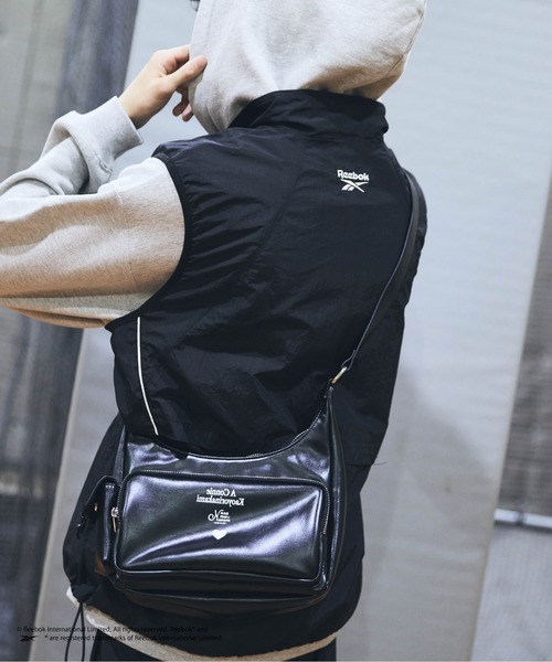 kaoyorinakami(カオヨリナカミ)の「Reebok nylon vest / リーボックナイロンベスト(ベスト・メンズ・ホワイト/ブラック・LARGE/MEDIUM/SMALL)」の13枚目の写真