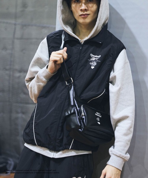 kaoyorinakami(カオヨリナカミ)の「Reebok nylon vest / リーボックナイロンベスト(ベスト・メンズ・ホワイト/ブラック・LARGE/MEDIUM/SMALL)」の11枚目の写真