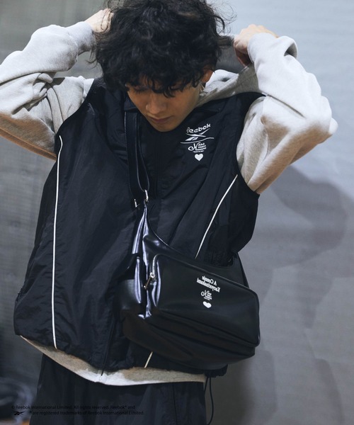 kaoyorinakami(カオヨリナカミ)の「Reebok nylon vest / リーボックナイロンベスト(ベスト・メンズ・ホワイト/ブラック・LARGE/MEDIUM/SMALL)」の10枚目の写真