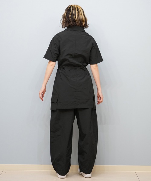 Dickies（ディッキーズ）の「Dickies/ディッキーズ ナイロンワンピース 81120800（ワンピース・レディース・ベージュ/ブラック・L/M）」の9枚目の写真