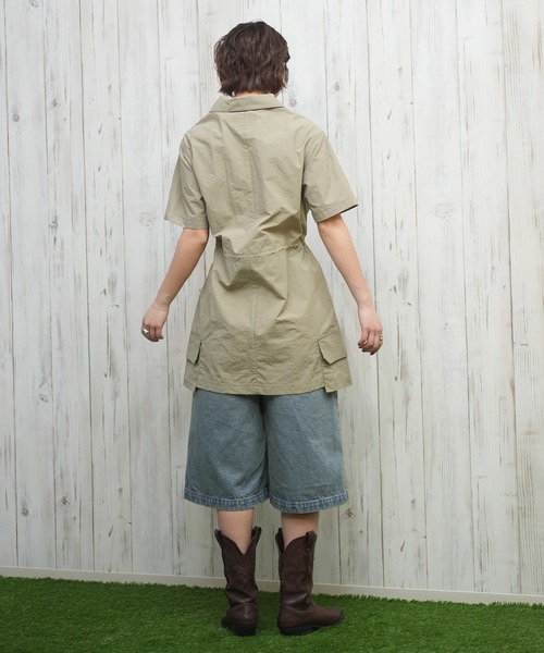 Dickies（ディッキーズ）の「Dickies/ディッキーズ ナイロンワンピース 81120800（ワンピース・レディース・ベージュ/ブラック・L/M）」の15枚目の写真