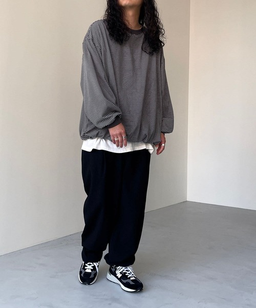 natto(ナット)の「【ユニセックスアイテム】 premium loose silhouette long sleeve / ルーズシルエットロングスリーブ(Tシャツ/カットソー・メンズ・ブラック/アイボリー・FREE)」の7枚目の写真