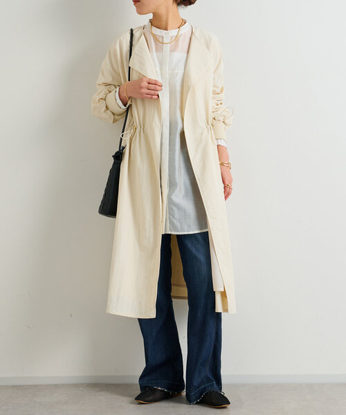 un dix cors（アンディコール）の「《デイリーに活躍》ナイロンミニグログランコート（トレンチコート・レディース・ベージュ/ネイビー・FREE）」の9枚目の写真