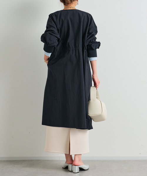 un dix cors（アンディコール）の「《デイリーに活躍》ナイロンミニグログランコート（トレンチコート・レディース・ベージュ/ネイビー・FREE）」の21枚目の写真