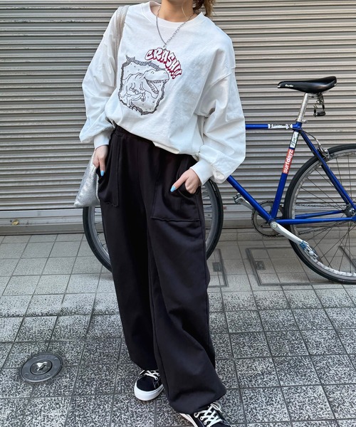 DOUBLE NAME(ダブルネーム)の「CRASH!!恐竜ロンTEE(Tシャツ/カットソー・レディース・スミクロ/オフホワイト/グリーン・FREE)」の15枚目の写真
