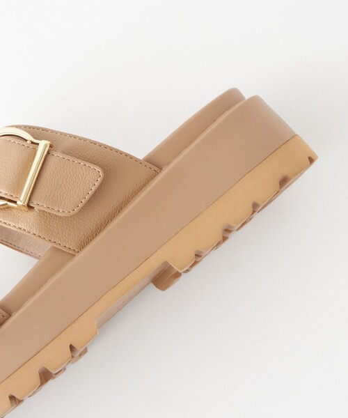 green label relaxing（グリーンレーベルリラクシング）の「ダブルベルトプラット サンダル(3.5cmヒール)（サンダル・レディース・ベージュ/ブラック・S/M/L/XL）」の21枚目の写真
