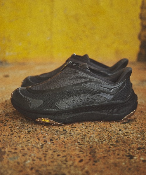 PROJECT TRANSPORT 1162850-CRBN(スニーカー)|HOKA(ホカ)の PROJECT TRANSPORT 1162850-CRBN(スニーカー)|HOKA(ホカ)の