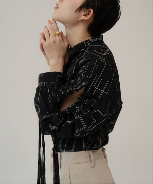 Knuth Marf（クヌースマーフ）の「shirring sleeve pattern blouse（シャツ/ブラウス・レディース・ブラック/ベージュ・FREE）」の12枚目の写真