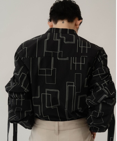 Knuth Marf（クヌースマーフ）の「shirring sleeve pattern blouse（シャツ/ブラウス・レディース・ブラック/ベージュ・FREE）」の13枚目の写真