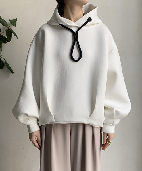 DouDou(ドゥドゥ)の「【WEB限定】ボンディング異素材切替フーディー(Tシャツ/カットソー・レディース・ブラック/オフホワイト・FREE)」の12枚目の写真