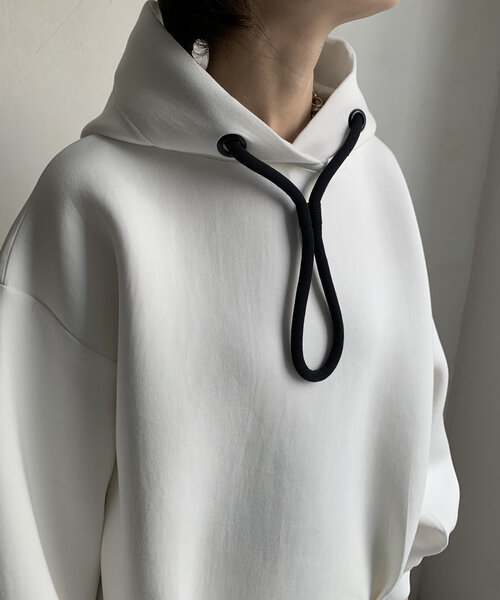 DouDou(ドゥドゥ)の「【WEB限定】ボンディング異素材切替フーディー(Tシャツ/カットソー・レディース・ブラック/オフホワイト・FREE)」の18枚目の写真