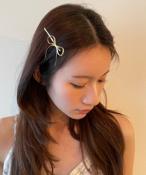 FOREVER 21(フォーエバー トゥエンティーワン)の「リボンヘアピン(ヘアピン・レディース・シルバー/ゴールド・FREE)」の5枚目の写真