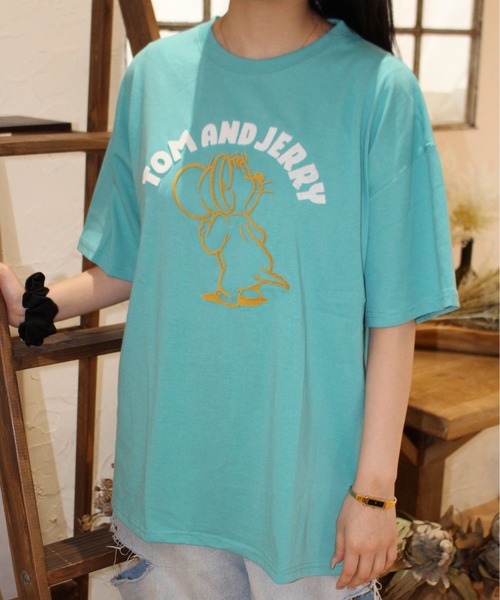Tom&Jerry(トムアンドジェリー)の「【TOM & JERRY/トムとジェリー】ハブラシ刺繍半袖Tシャツ(Tシャツ/カットソー・レディース・ダークブラウン/グリーン/ピンク/クリーム・M/L)」の4枚目の写真